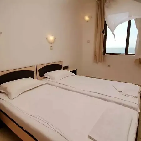 Diamond Dinevi 4* Sveti Vlas