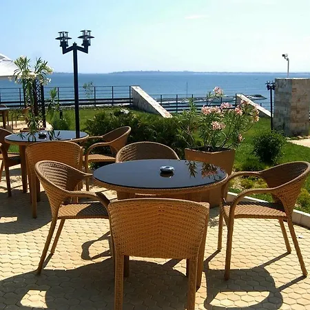 Diamond Dinevi Hotel 4*